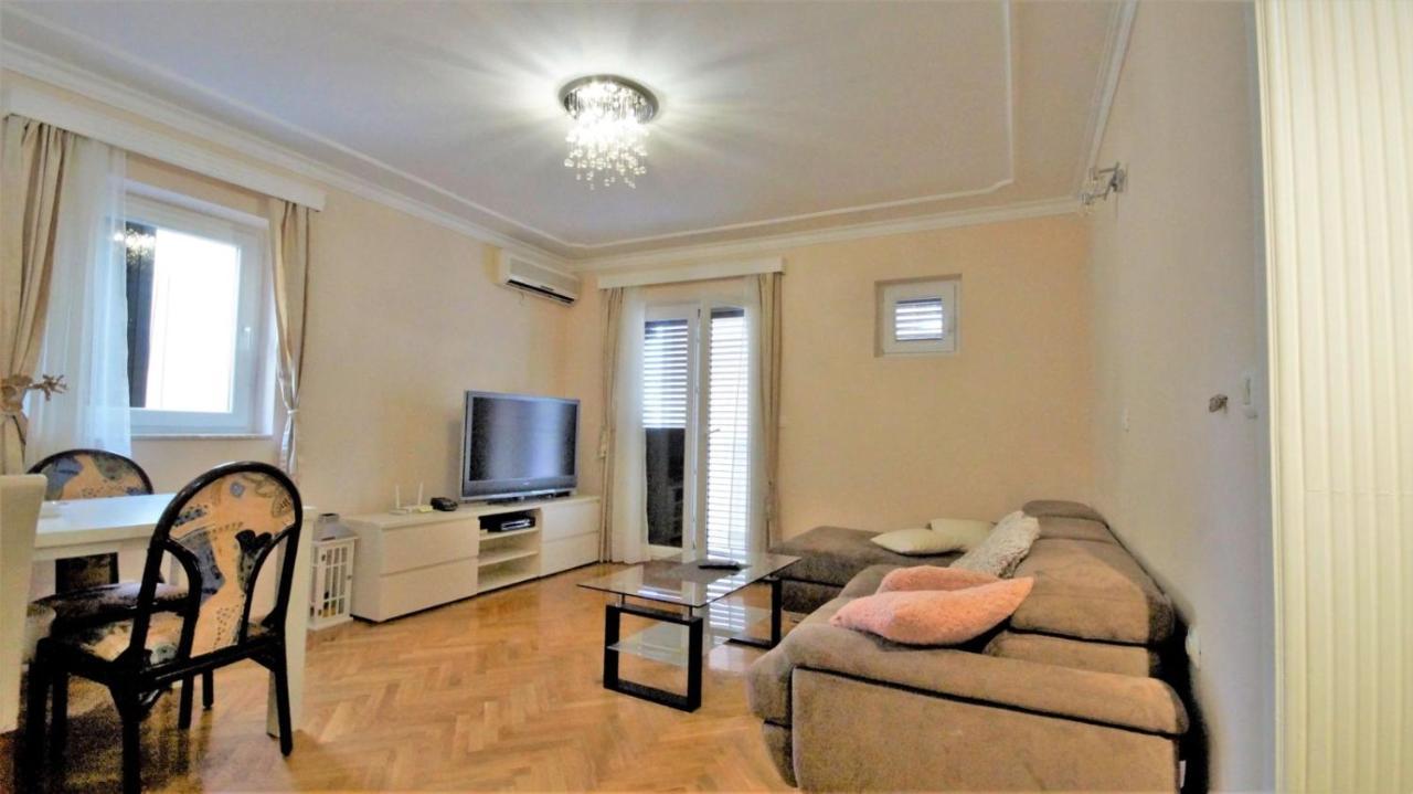 בודווה Apartment Glomazic מראה חיצוני תמונה