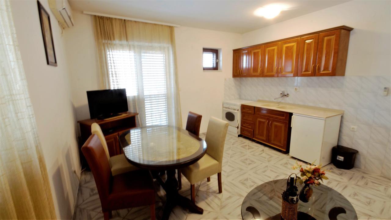בודווה Apartment Glomazic מראה חיצוני תמונה