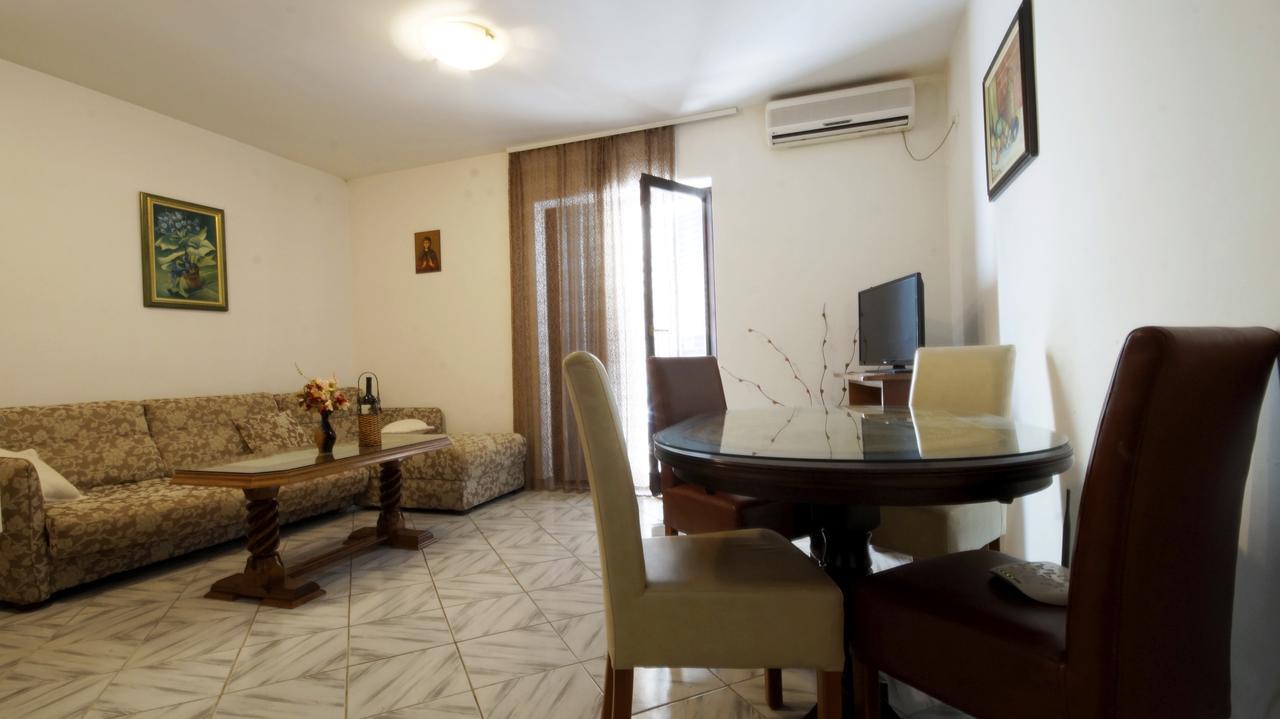בודווה Apartment Glomazic מראה חיצוני תמונה