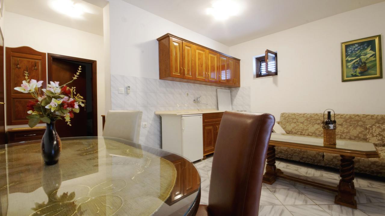 בודווה Apartment Glomazic מראה חיצוני תמונה