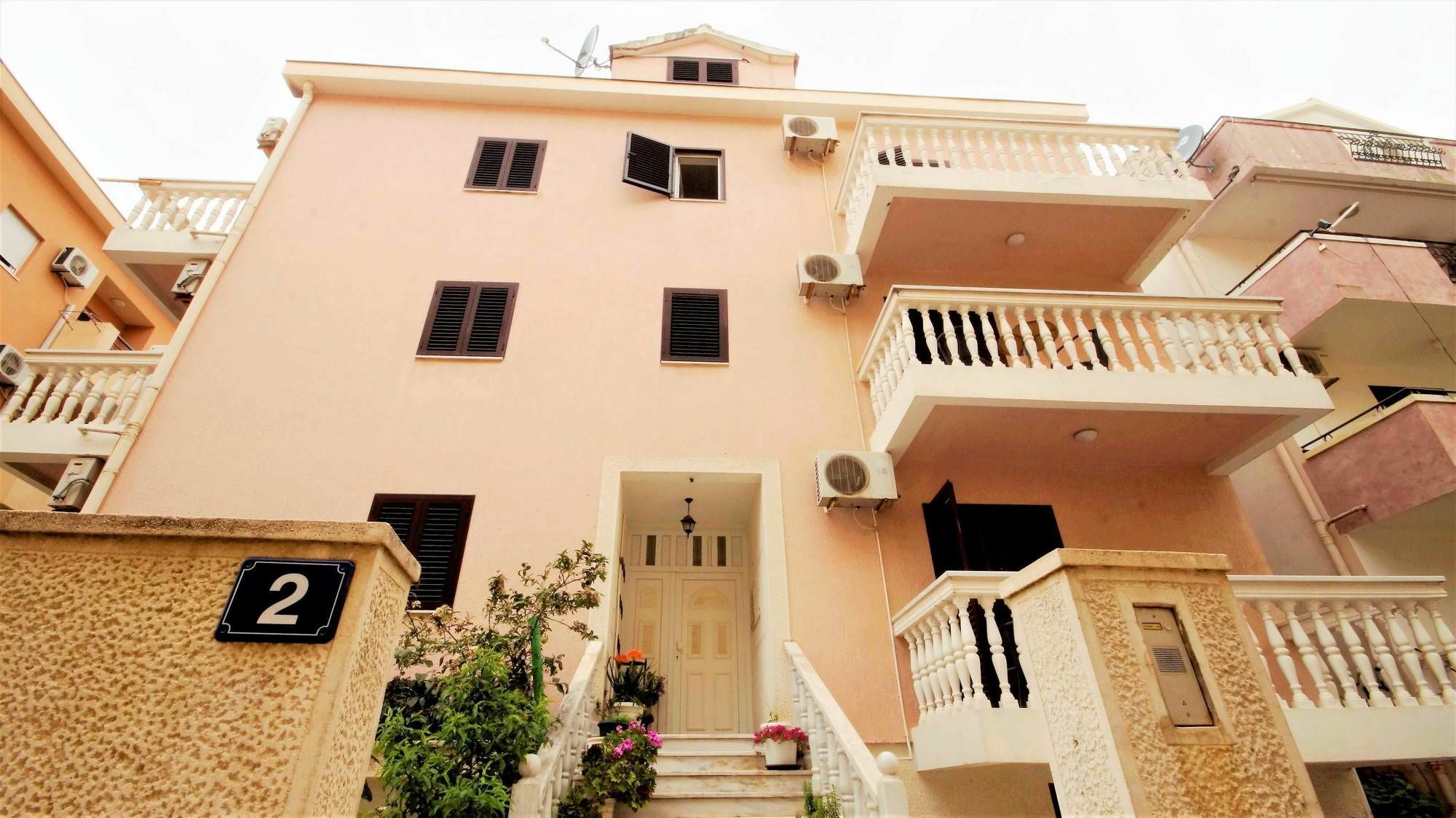 בודווה Apartment Glomazic מראה חיצוני תמונה